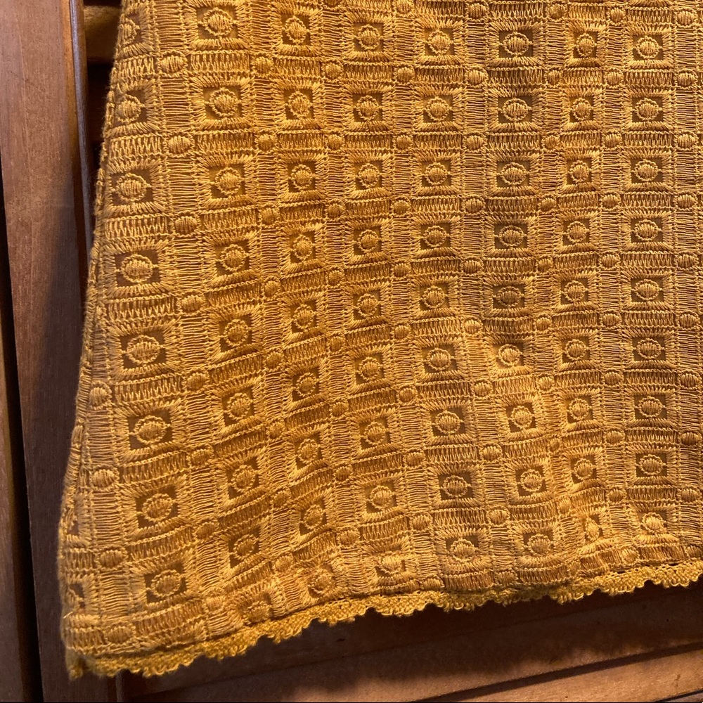 Oshkosh Autumn Yellow Brocade Top Sleeveless Top/Tunic - Picture 3 of 12